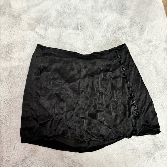 Zara skort (shorts hidden under) - Picture 1 of 4